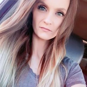 Meet your Posher, Cortney